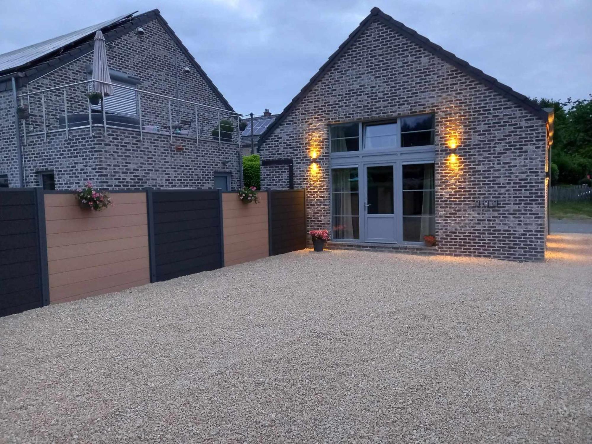 Hour House - Esc'Appart Houyet Exterior foto