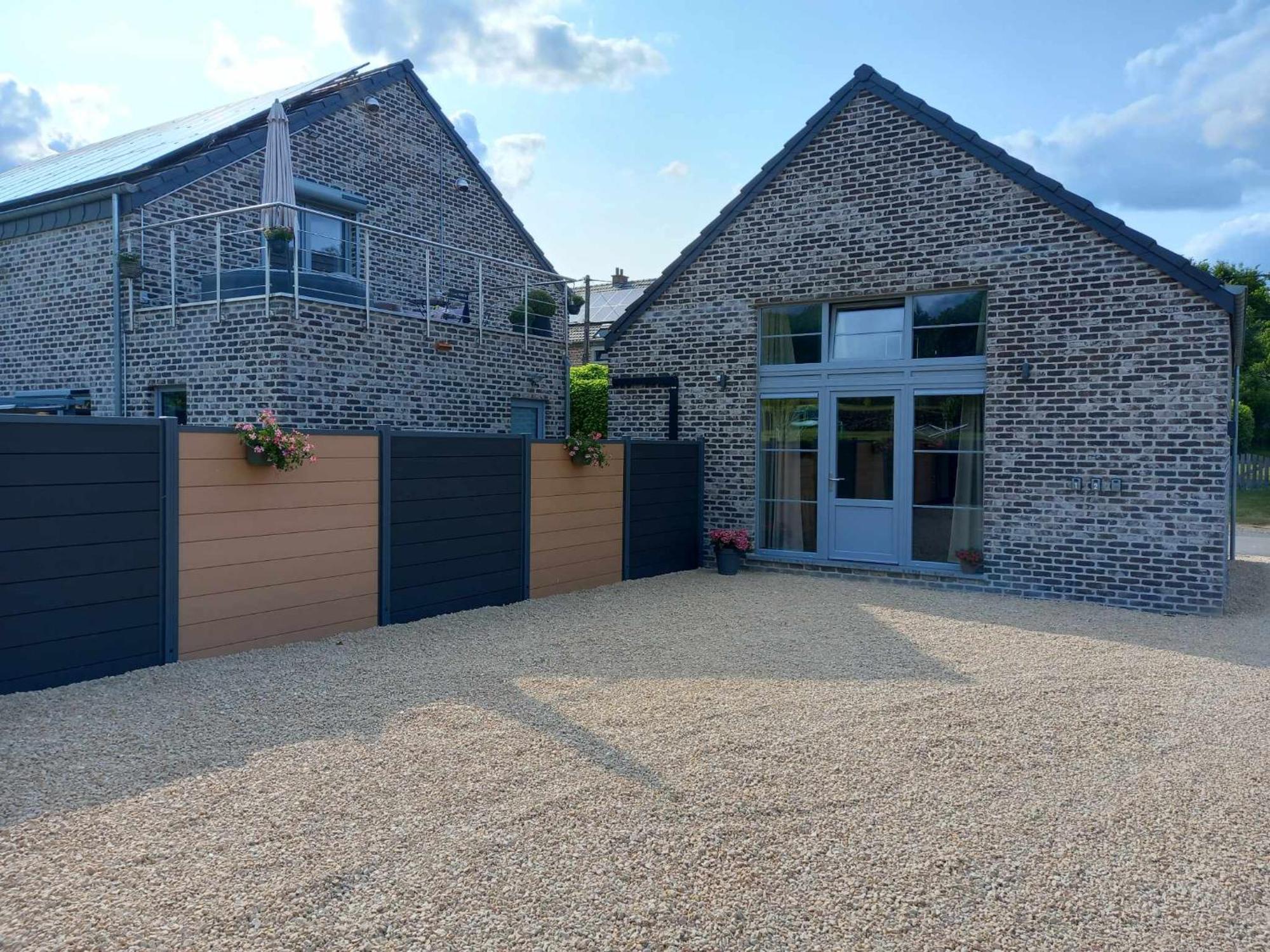Hour House - Esc'Appart Houyet Exterior foto
